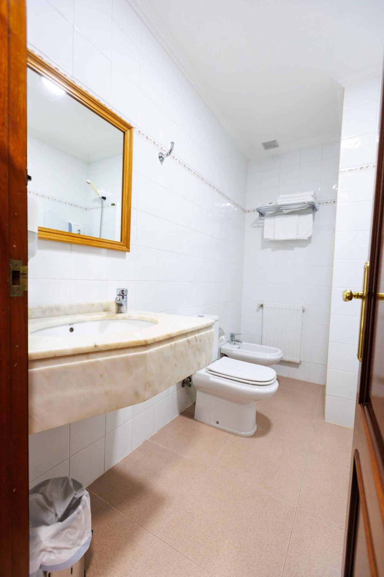 Hotel O Cruceiro Калдас Де Реис Екстериор снимка