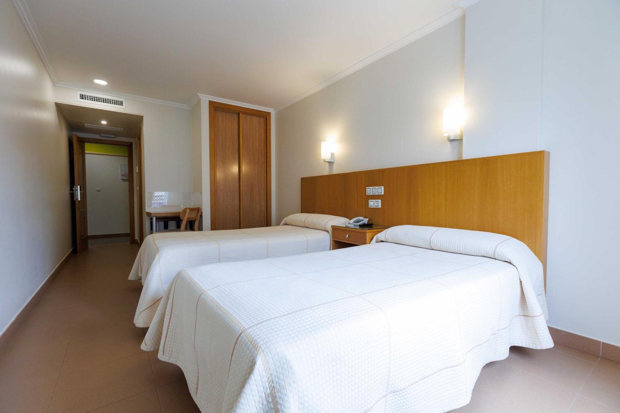 Hotel O Cruceiro Калдас Де Реис Екстериор снимка