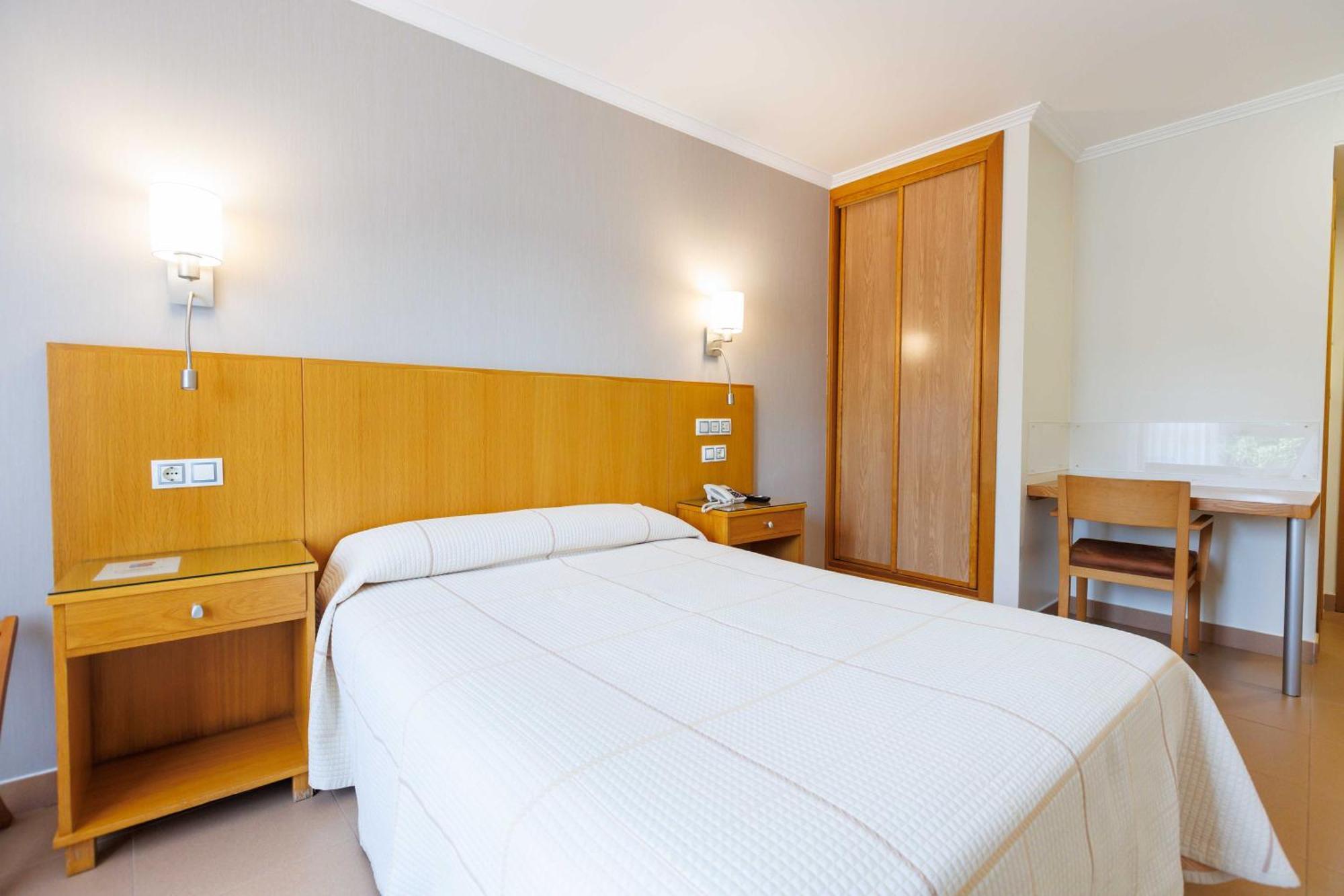 Hotel O Cruceiro Калдас Де Реис Екстериор снимка