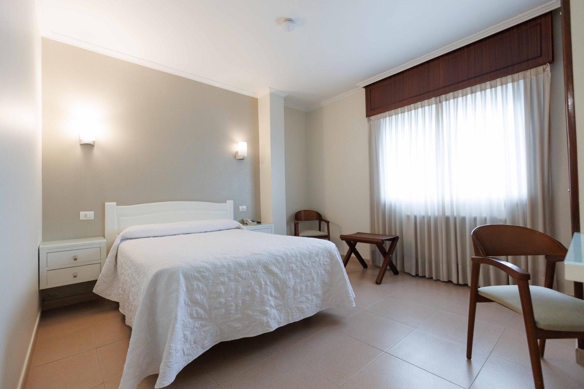 Hotel O Cruceiro Калдас Де Реис Екстериор снимка