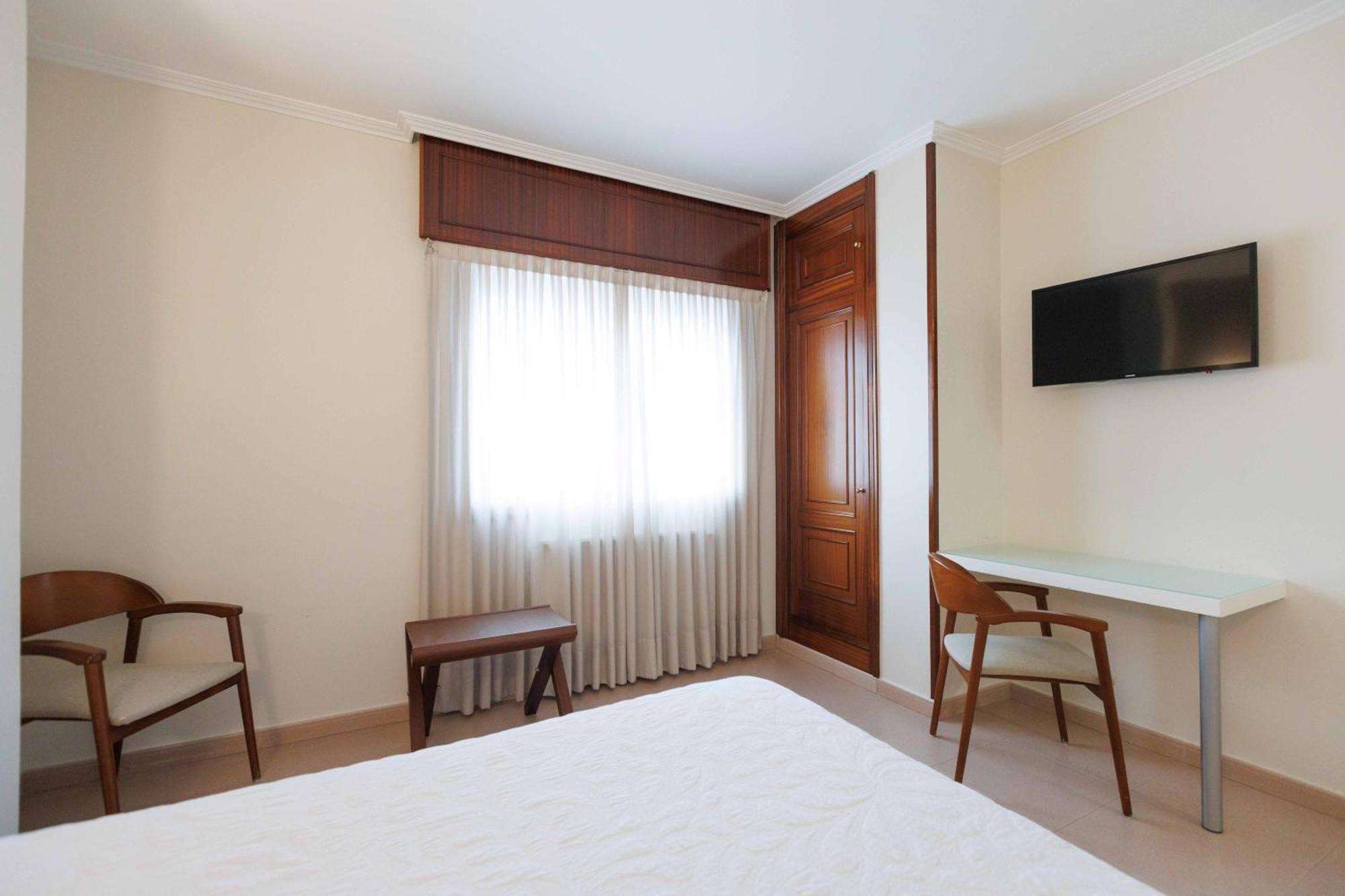 Hotel O Cruceiro Калдас Де Реис Екстериор снимка