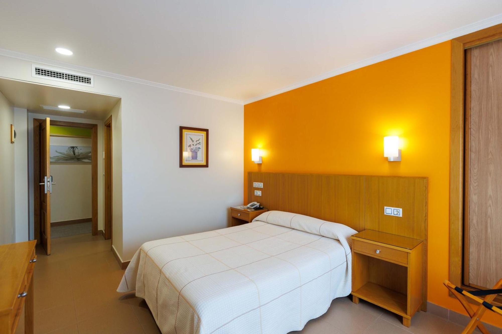 Hotel O Cruceiro Калдас Де Реис Екстериор снимка