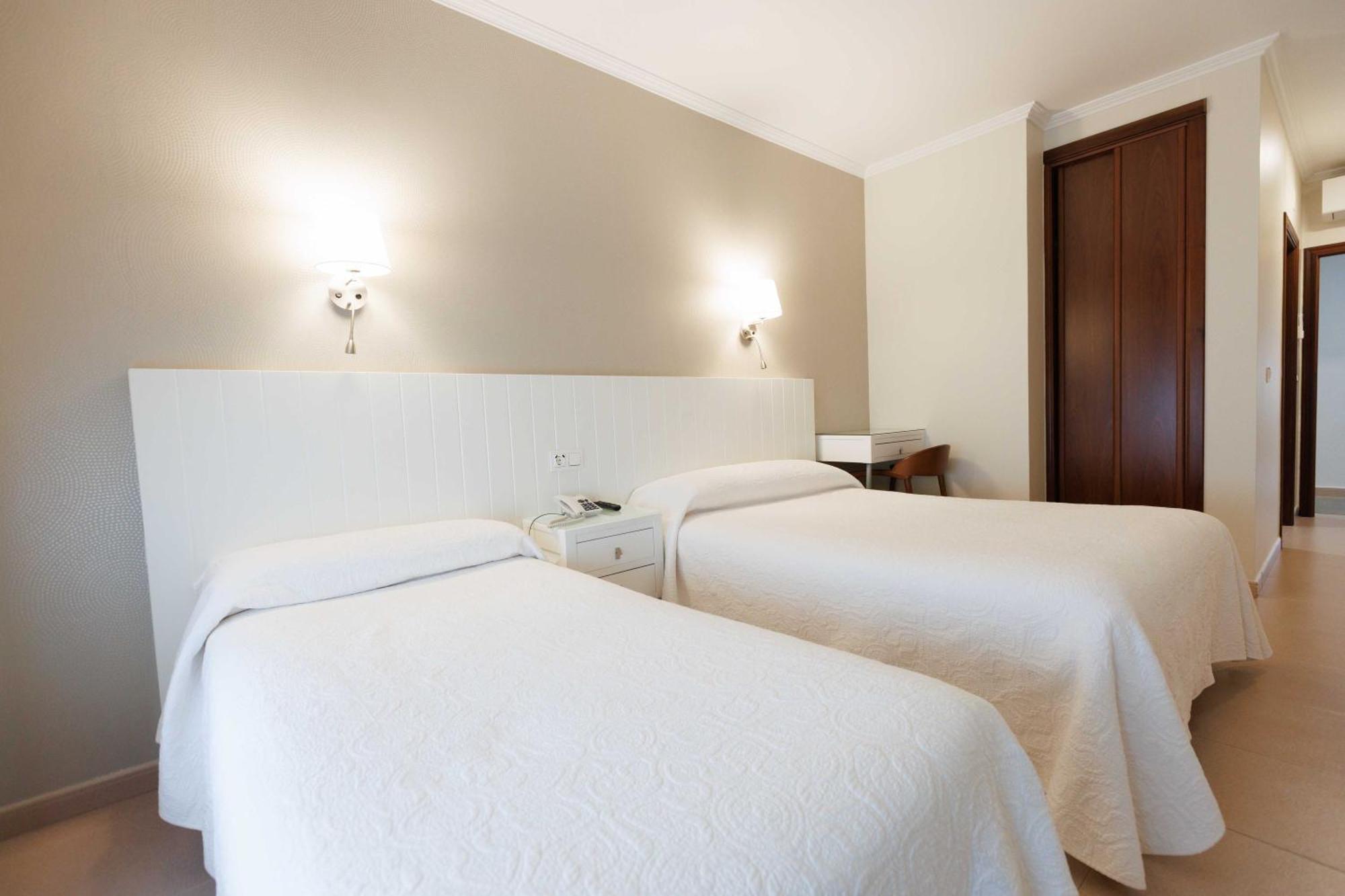 Hotel O Cruceiro Калдас Де Реис Екстериор снимка