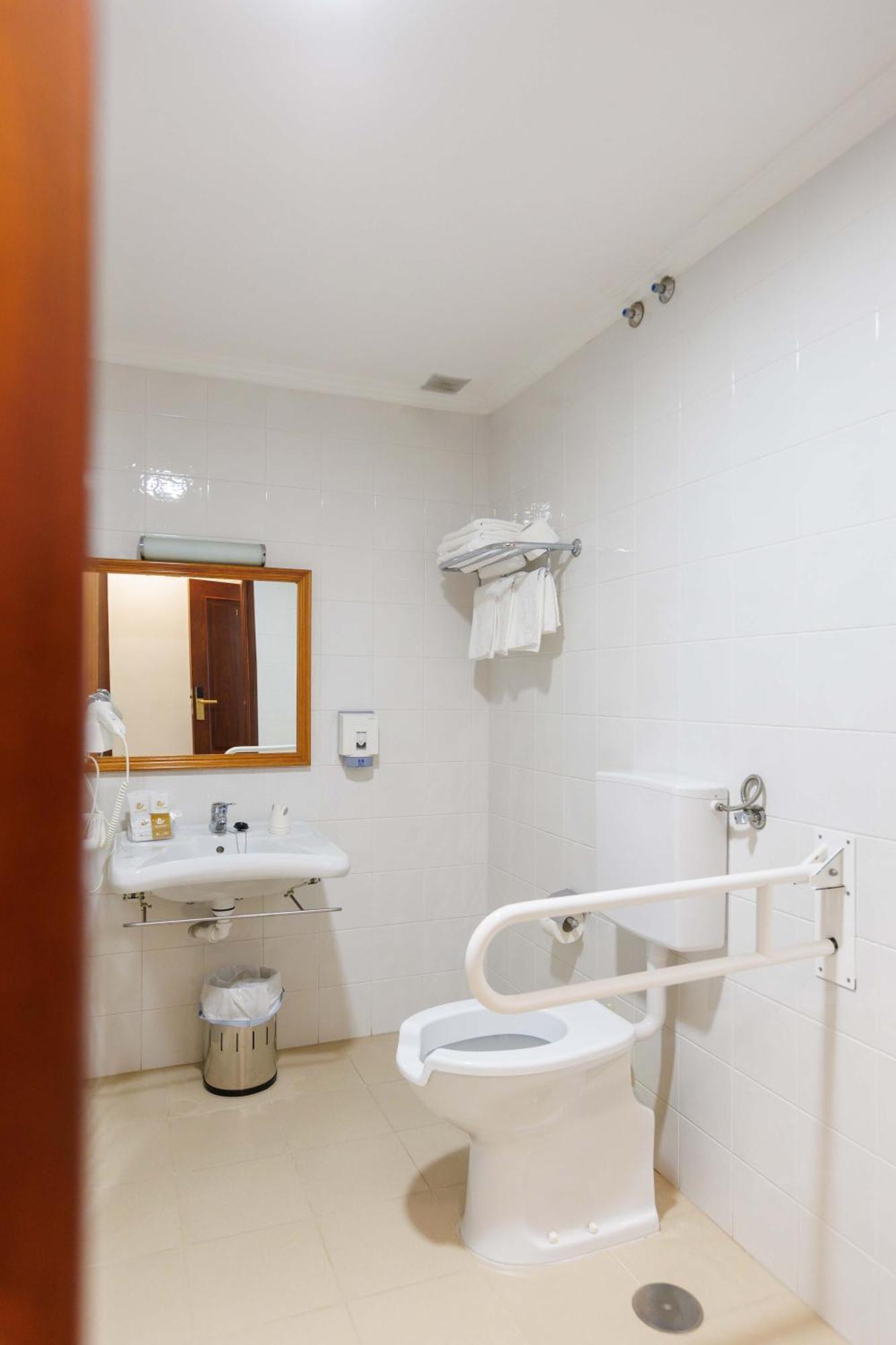 Hotel O Cruceiro Калдас Де Реис Екстериор снимка