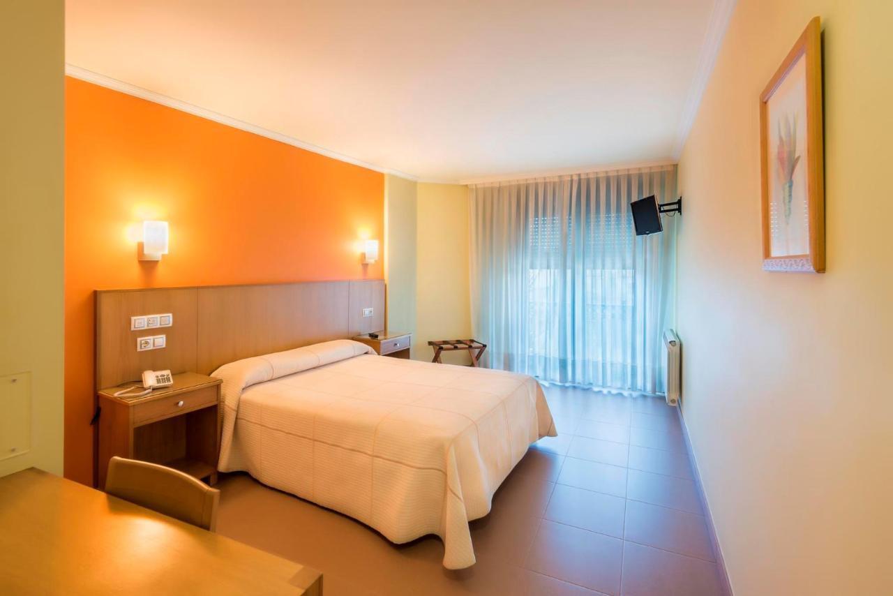 Hotel O Cruceiro Калдас Де Реис Екстериор снимка